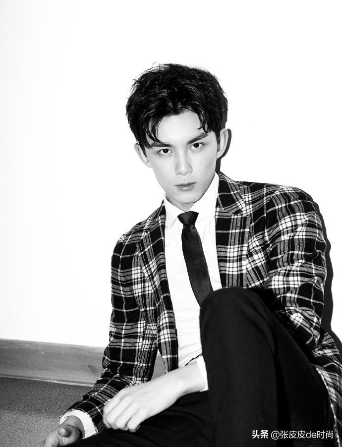 小哪吒吴磊图片 (吴磊是小哪吒吗)