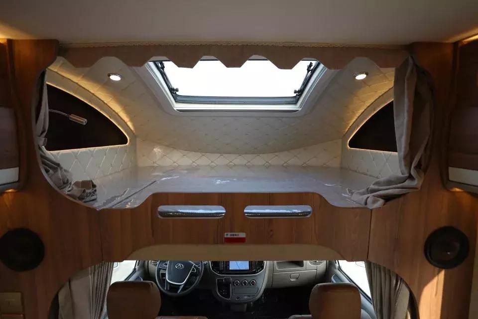 骏驰雷霆一号房车,骏驰房车直播间