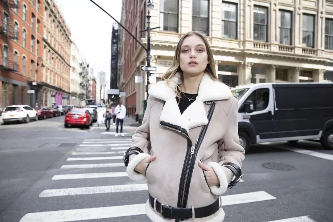 澳洲羊羔绒雪地靴,澳洲性价比高的雪地靴推荐