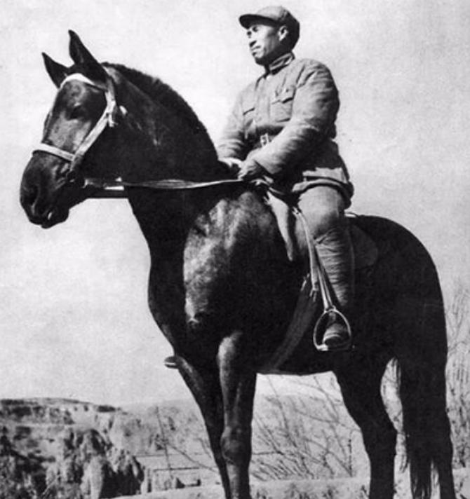 1940年*德朱**写首高水平七绝,*剑英叶**读完和诗一首,都是高手