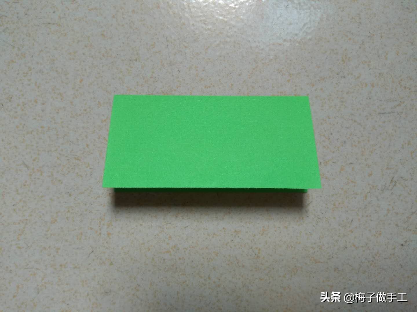 520情人节折纸玫瑰花图文,七夕专题纸玫瑰折纸教程