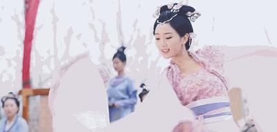 热巴古装舞蹈刘诗诗,热巴刘诗诗红毯展民族风韵