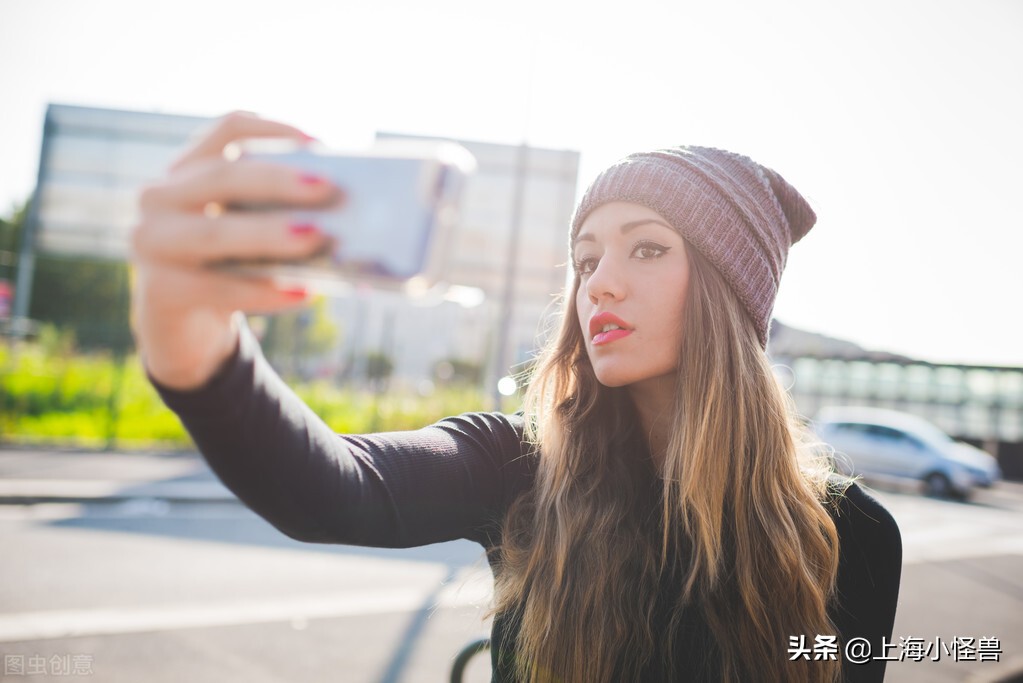 一个自私的女人的表现,自私女人的最终下场孤独终老