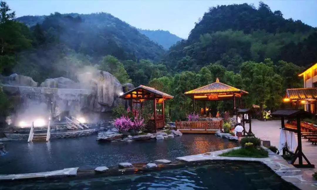 宜春滑雪和泡温泉,宜春旅游冬季滑雪