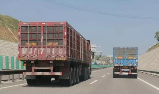 开卡车一年能赚多少钱,欧洲开卡车挣钱吗