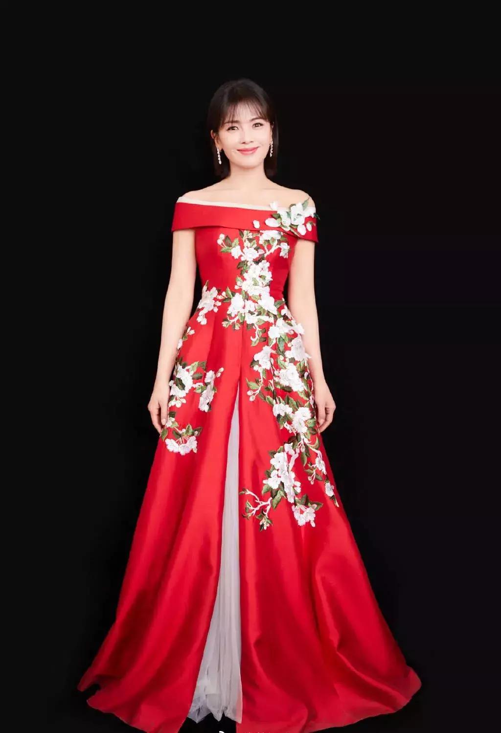 迪丽热巴杨幂夏天穿衣,热巴杨幂穿着