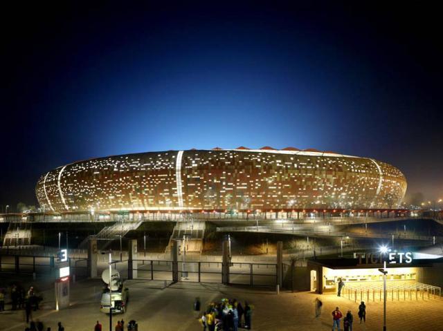 恒大巨型球场效果图,恒大球场全景