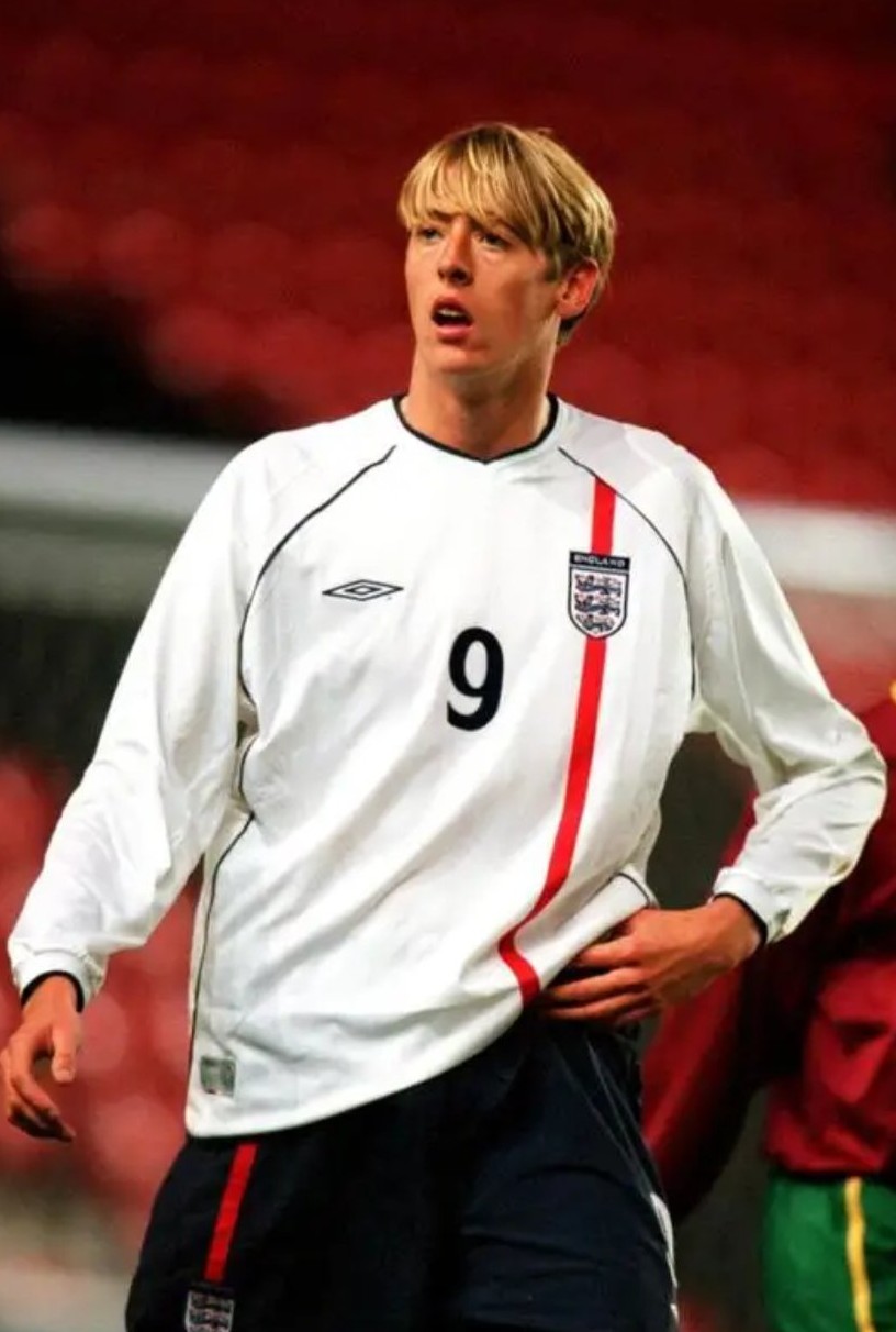 世界上第一架俯冲轰炸机,高空轰炸机最强战绩