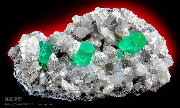 各种宝石原石的种类图片大全,高清彩色宝石原石图片大全