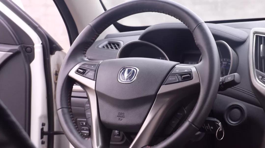 给河南朋友4万淘的二手SUV，全部办完之后，心里反而酸酸的