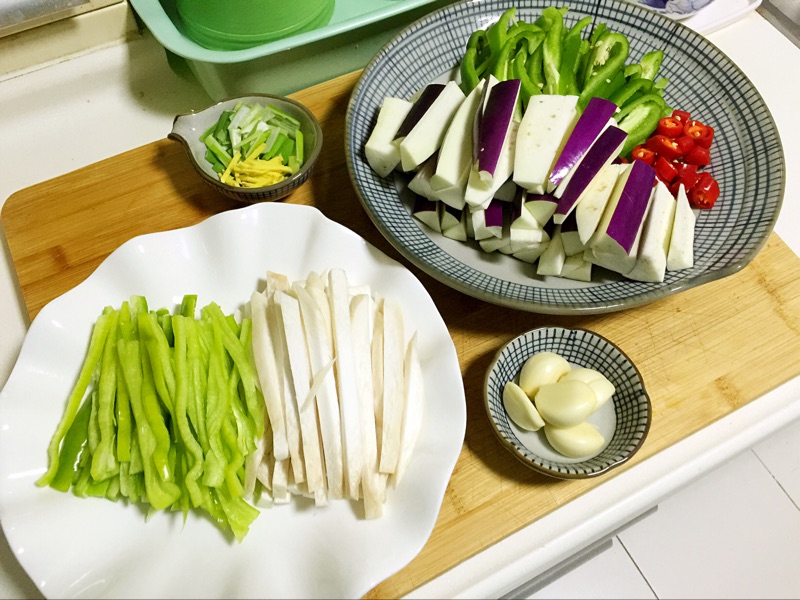 陶瓷餐具是否有毒怎么检测,陶瓷餐具是否有毒外观上怎么区别