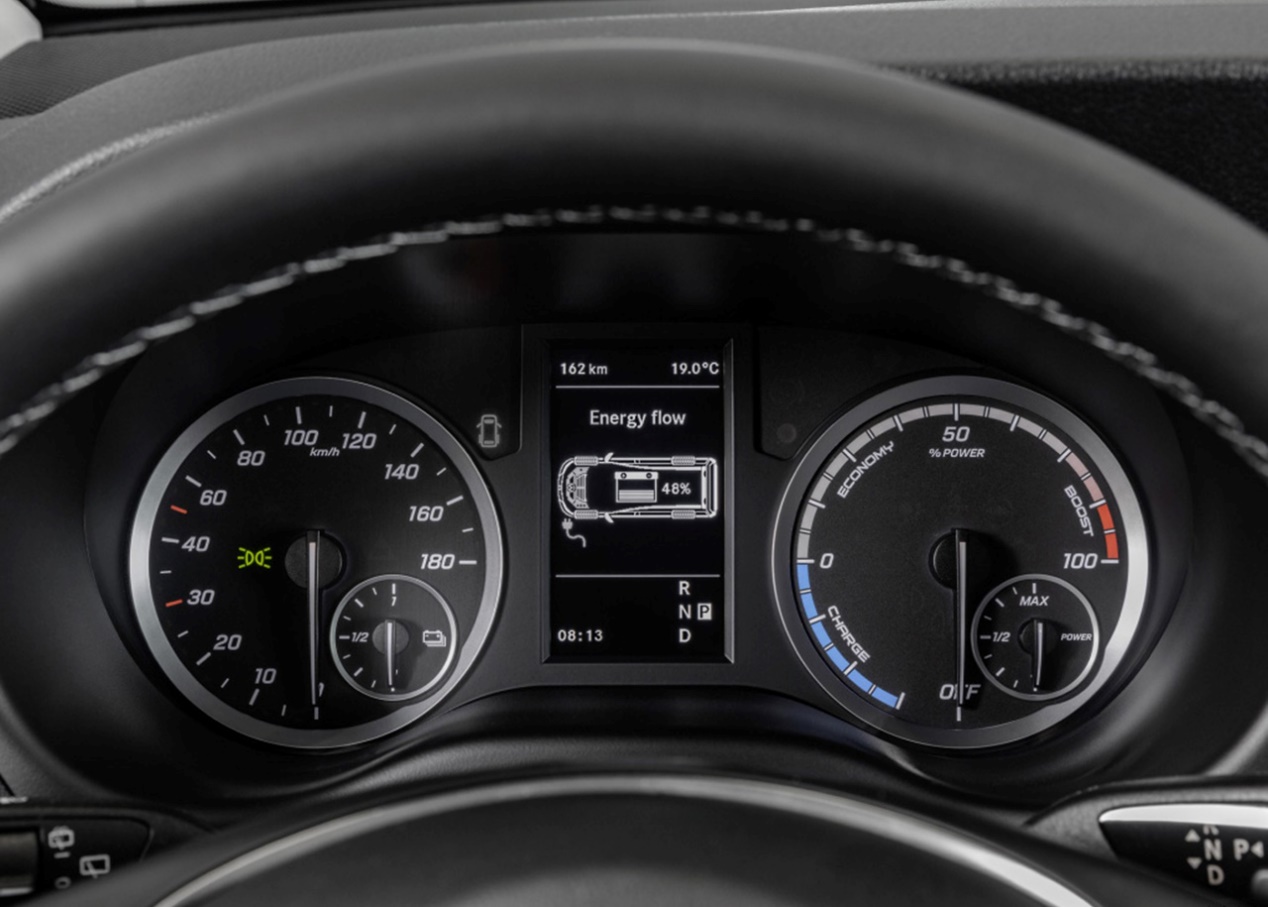 奔驰威霆2024款新能源车续航多少,奔驰威霆纯电新款2023款落地价