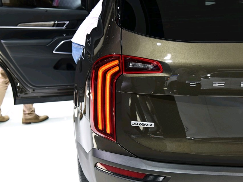 起亚四驱越野车有哪几款车型,起亚最新越野车七座