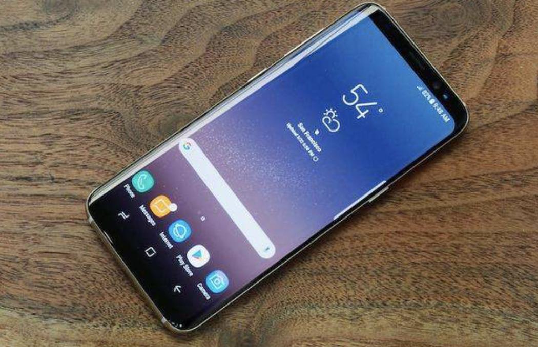 三星手机突然间黑屏是怎么回事,三星手机突然白屏闪烁是什么原因