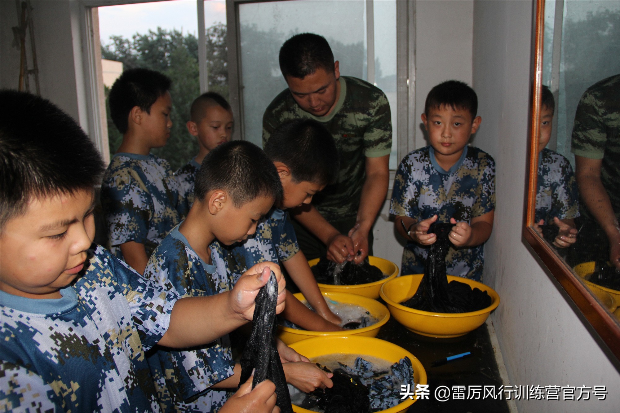 小孩太过于娇宠怎么办,父母对孩子的过分娇宠溺爱