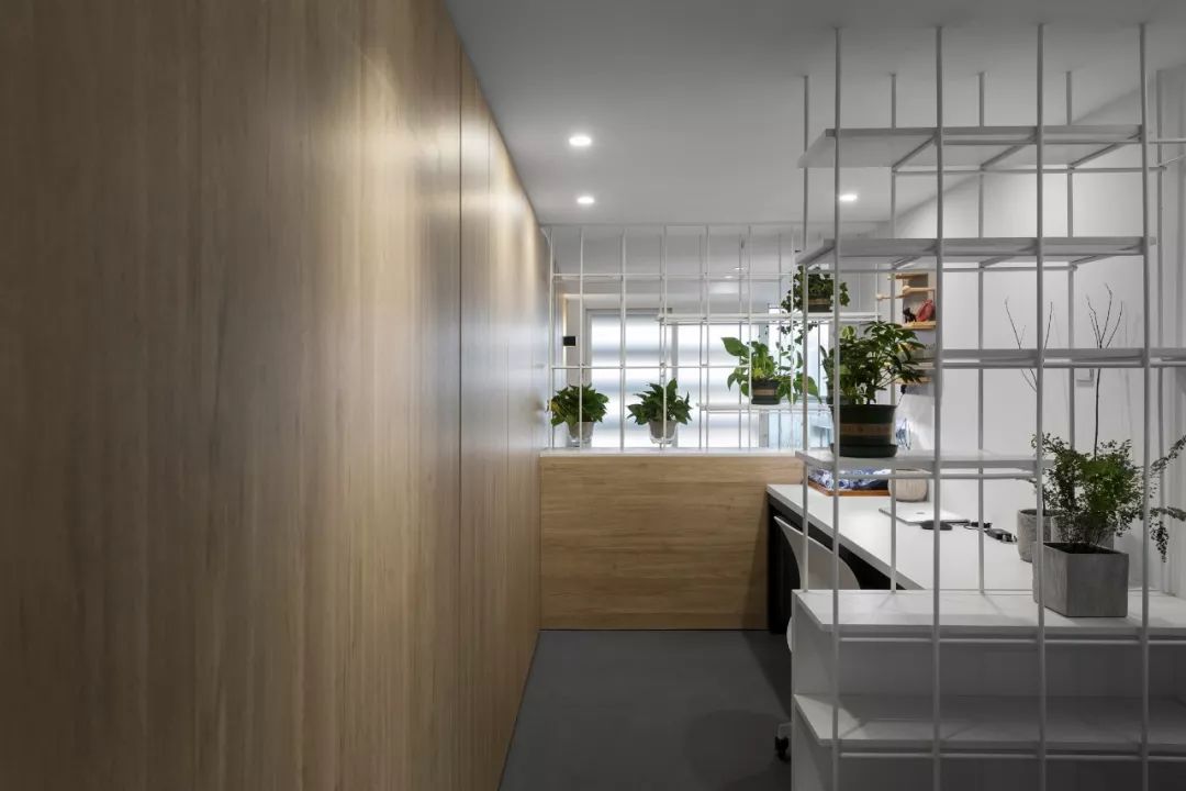 简约开放办公区设计,郑州办公空间设计风格
