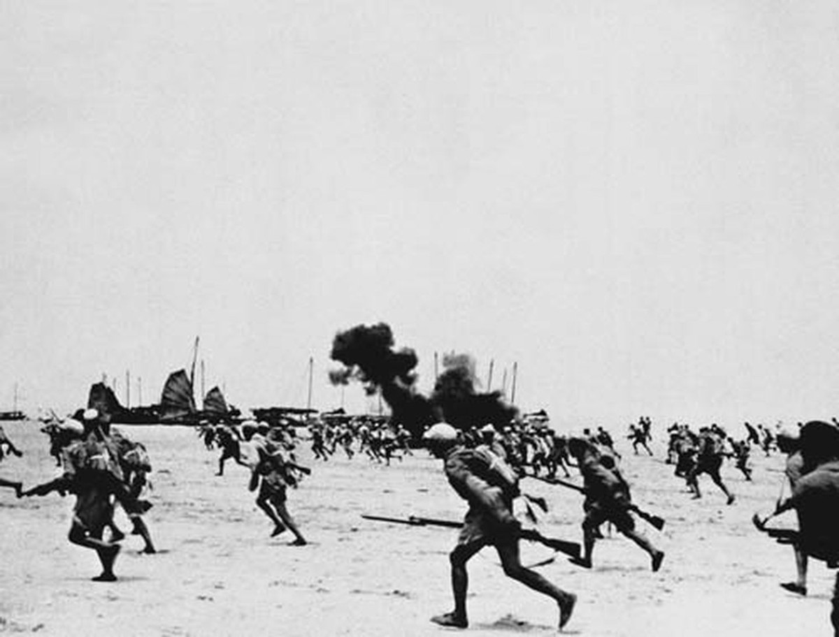 1950年，毛主席如何指挥韩先楚解放海南岛？战神薛岳兵败令蒋不解