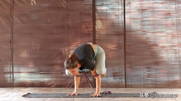 初学练瑜伽从第1步练起怎么练,初学者练瑜伽要怎么样练