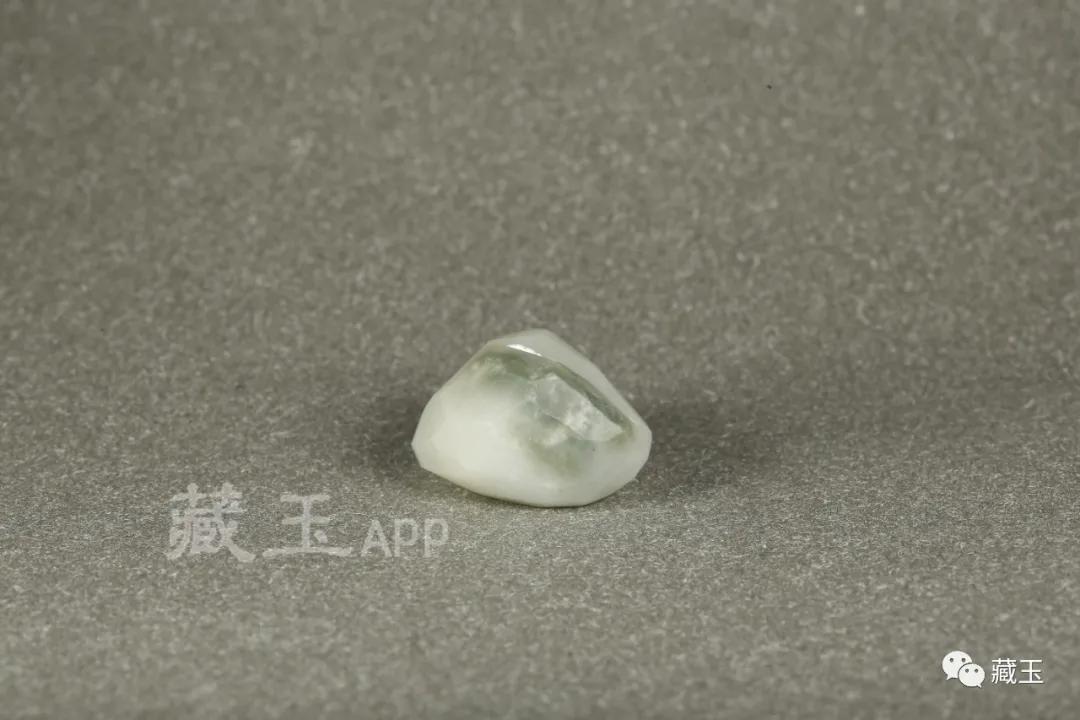 青花籽料山料和籽料,俄料籽料和山料籽料的区别