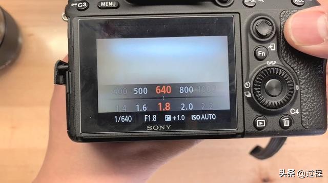 摄影基础知识入门什么是光圈,关于照相机的一切是什么