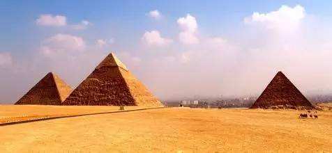 研究埃及金字塔方面的书,研究金字塔结构的专家