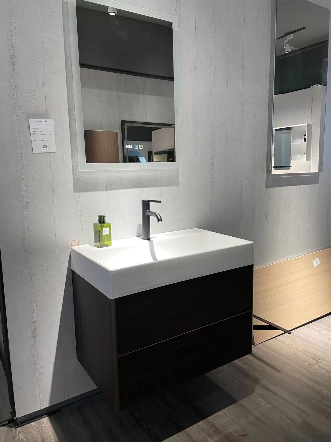 选浴室柜的注意事项,选浴室柜应该怎么选