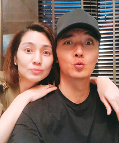 洪欣清空跟张丹峰有关微博?亲儿子态度露端倪