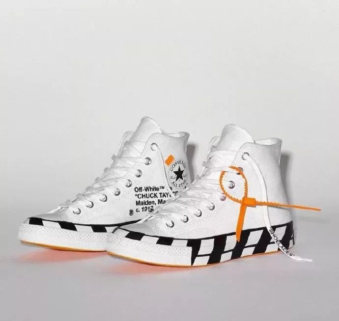 hm和芝麻街联名,moschino联名hm