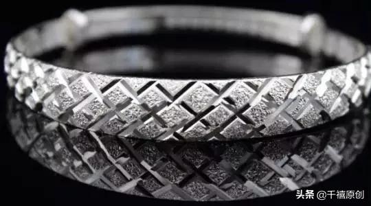 金戒指变形损坏,金戒指变形需要恢复吗