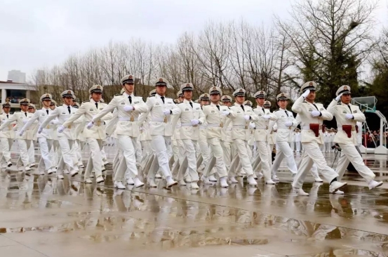 大连的海军院校,海军大连舰艇学院毕业什么军衔