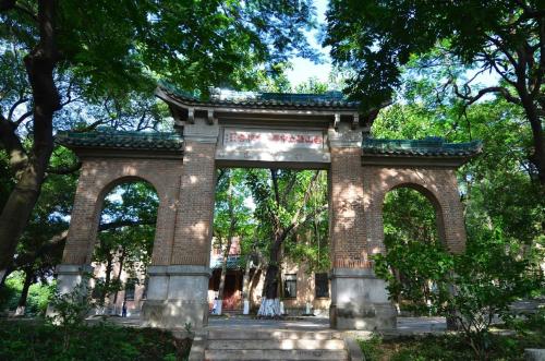 广东江门最好的四所高中，成绩一目了然，金榜高悬平步青云