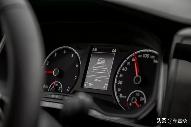 日产劲客和奇骏大小对比,日产劲客与日产蓝鸟空间对比