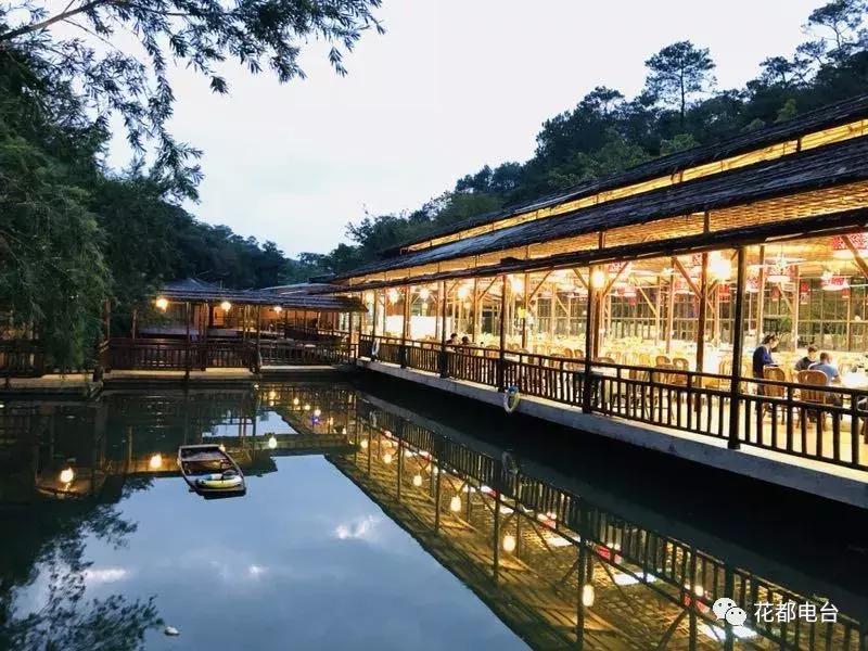 花都芙蓉嶂附近有什么美食,花都芙蓉嶂风景区烧烤场