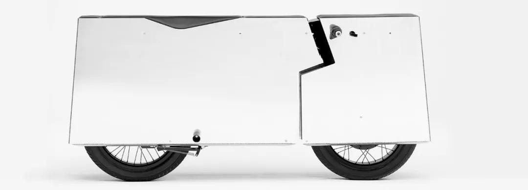 一辆能“隐身”的摩托，停路边贼都找不到