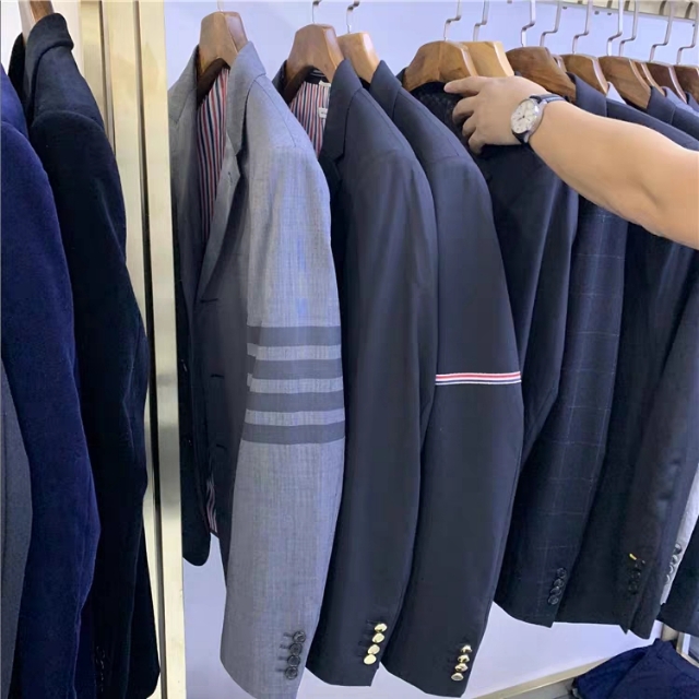 黑色西装搭配什么颜色领带,西装西裤衬衫领带