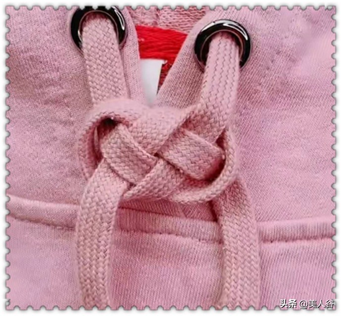 今年流行的卫衣绳子打结方法,卫衣的绳子要怎么打结才好看