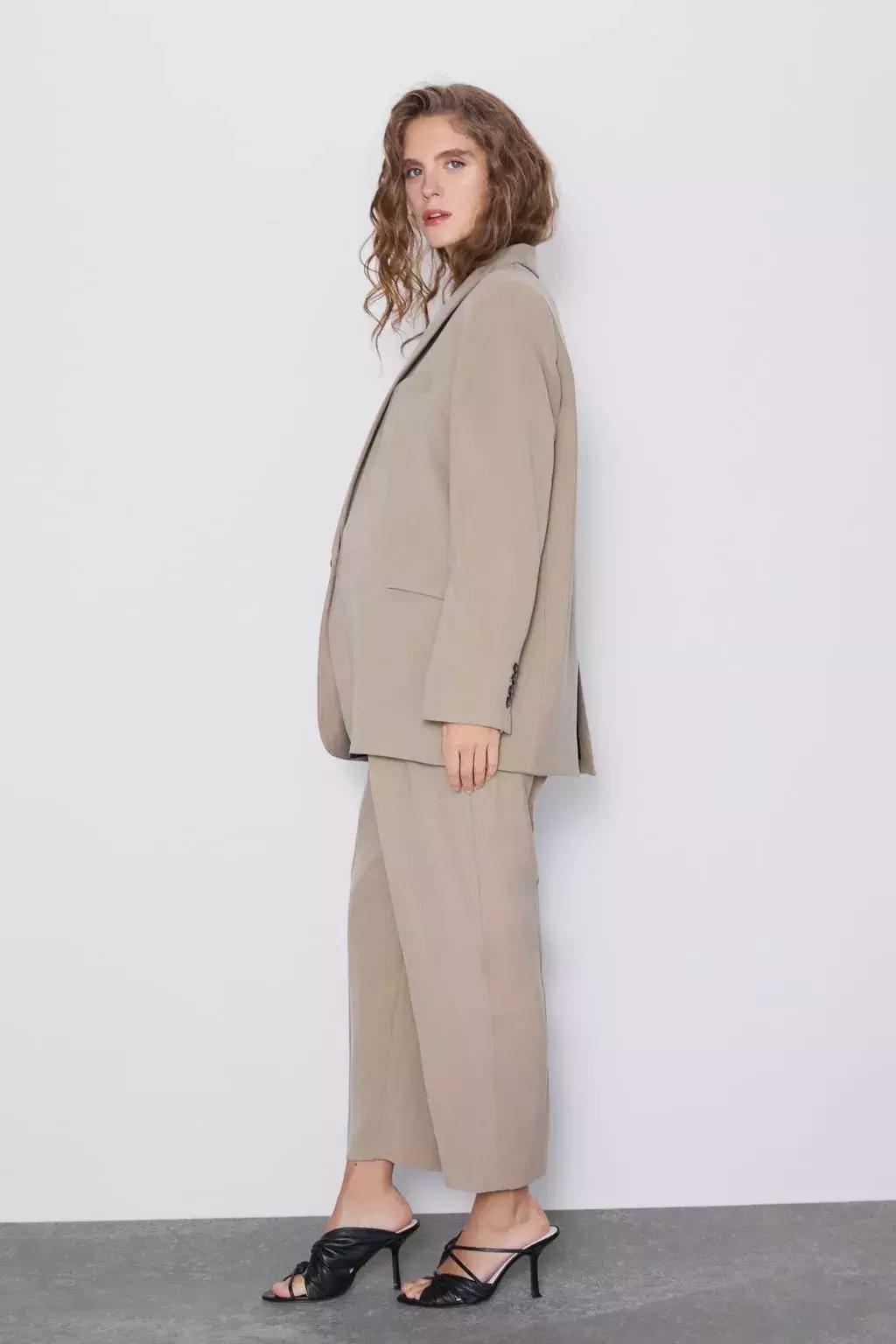 zara系列产品线,zara和hm主打女装