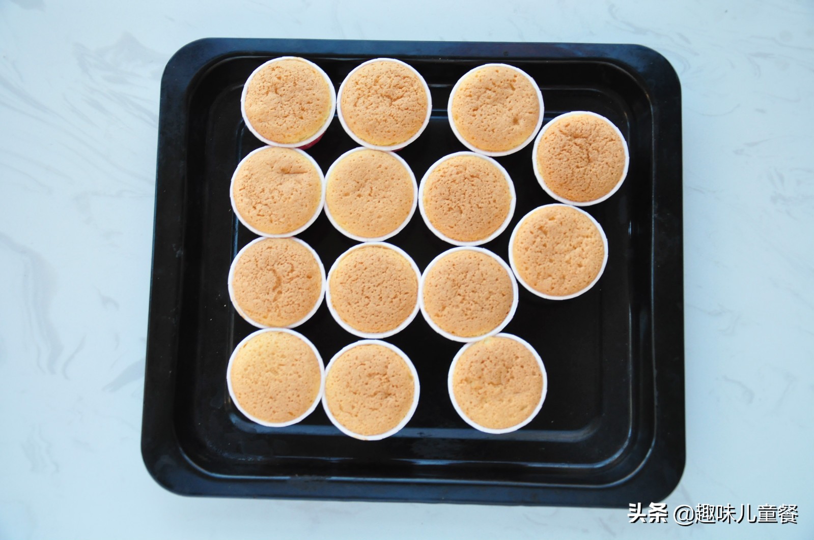 超萌兔蛋糕制作过程,怎么给兔兔做生日蛋糕