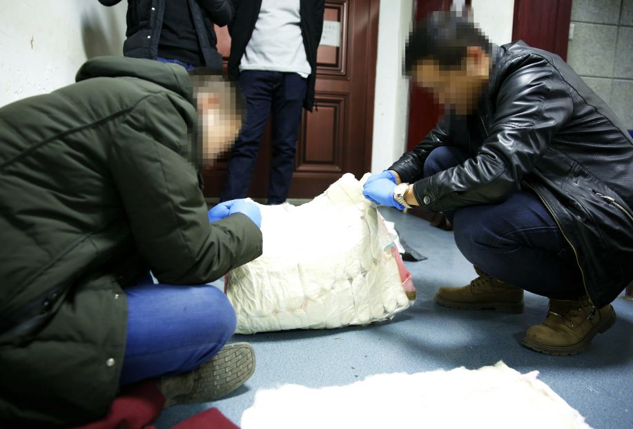 一件快递包裹的旅程,一件神秘快递包裹的背后