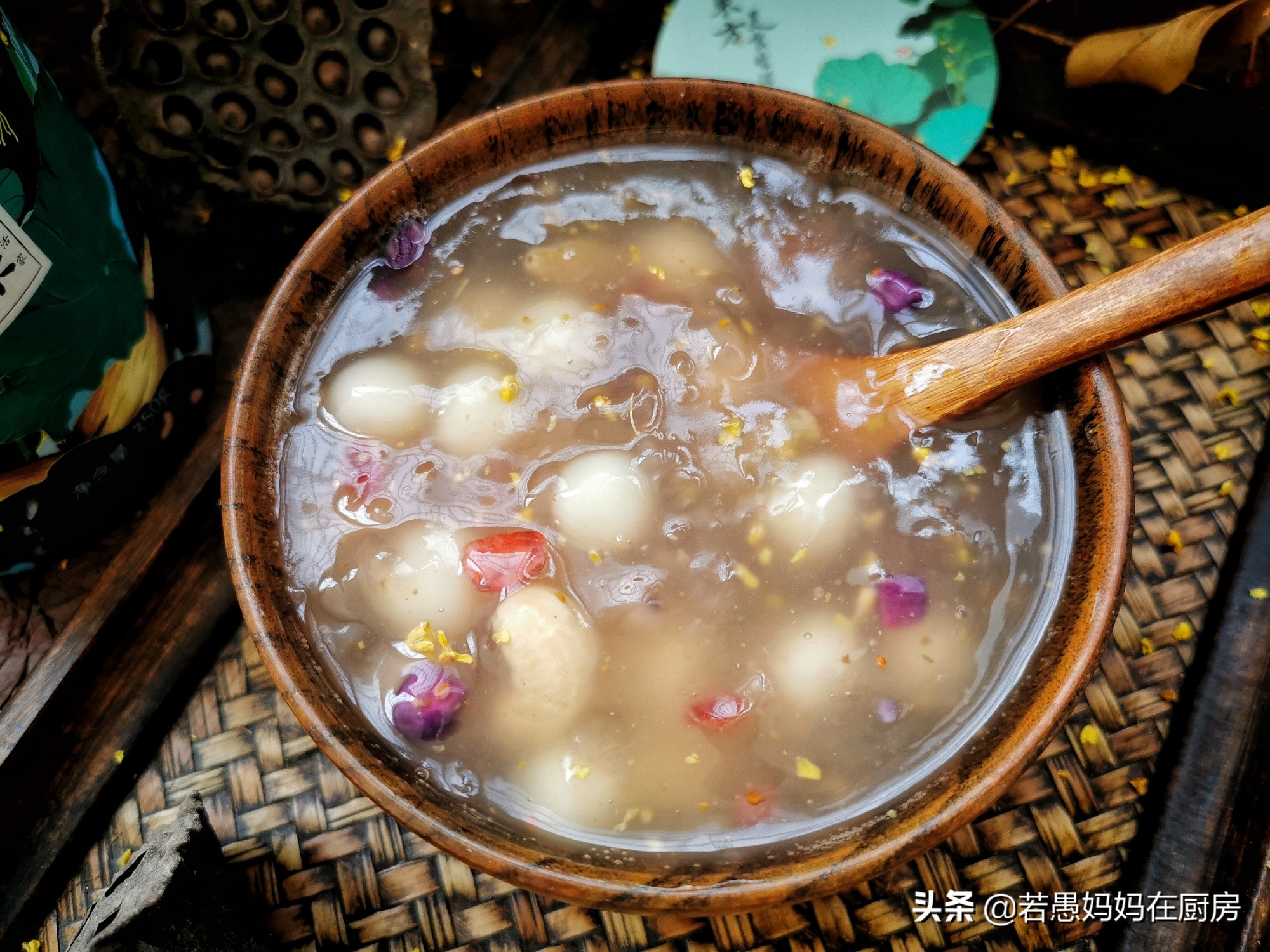 10斤藕粉能洗出多少莲藕,10斤藕磨成藕粉