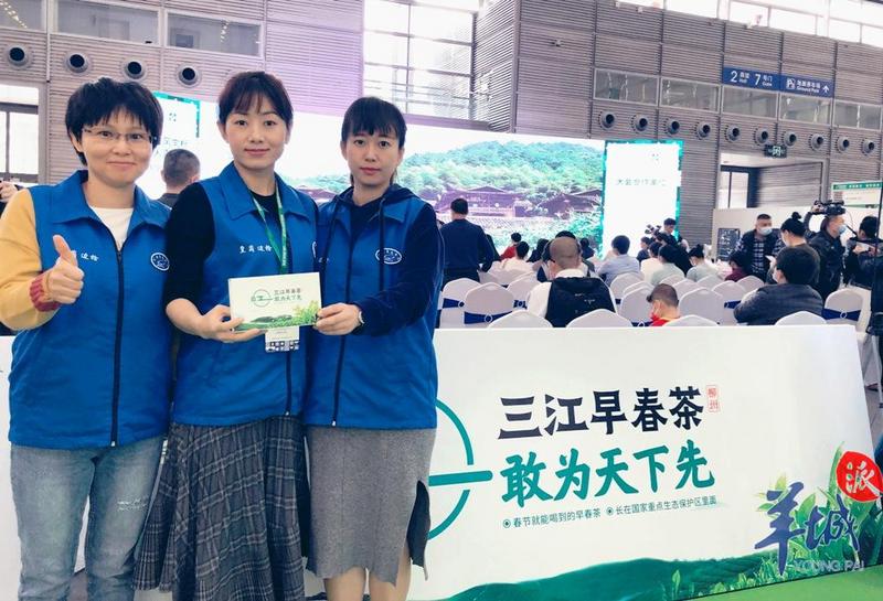 边检民警慰问五保户,西藏边检民警扶贫