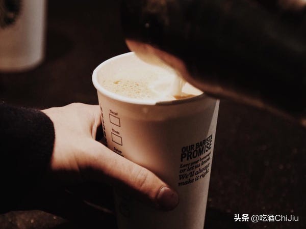 星巴克纸杯子有哪些,星巴克纸杯子里面装的是什么饮品