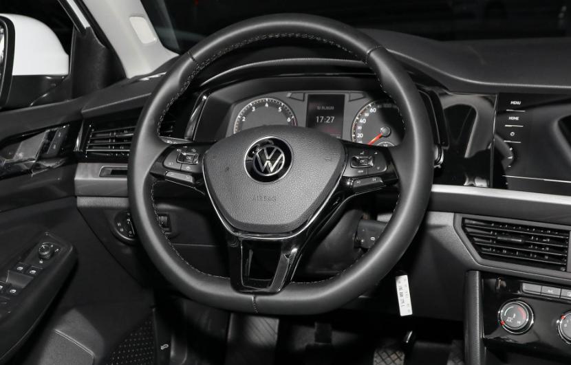 喜欢宝来的怎么选,喜欢手动挡的车