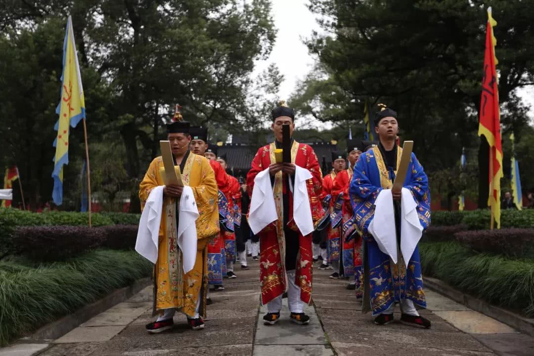 己亥年太岁怎样化解,己亥年犯太岁怎么解决