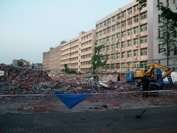 荆州建设,万达广场纪实及万达商业帝国的起起落落