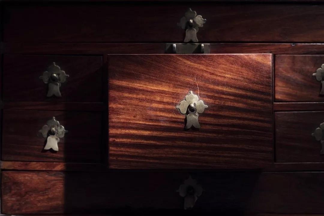 黄花梨属于降真香吗,黄花梨真的怎么样