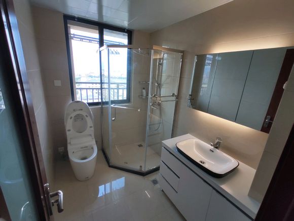 亲戚参观装修中的房子,参观亲戚家装