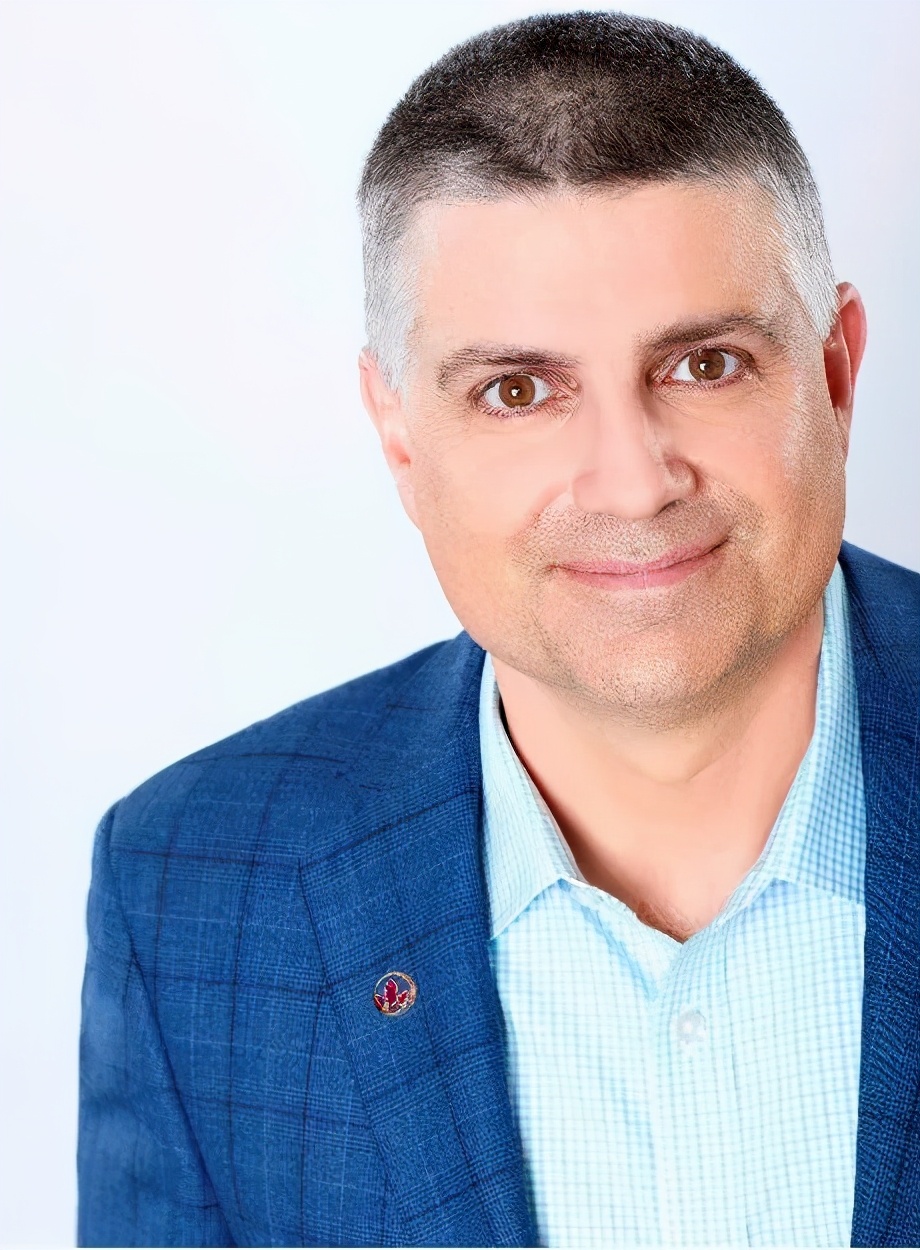 康宝莱全球总裁,康宝莱总裁收入