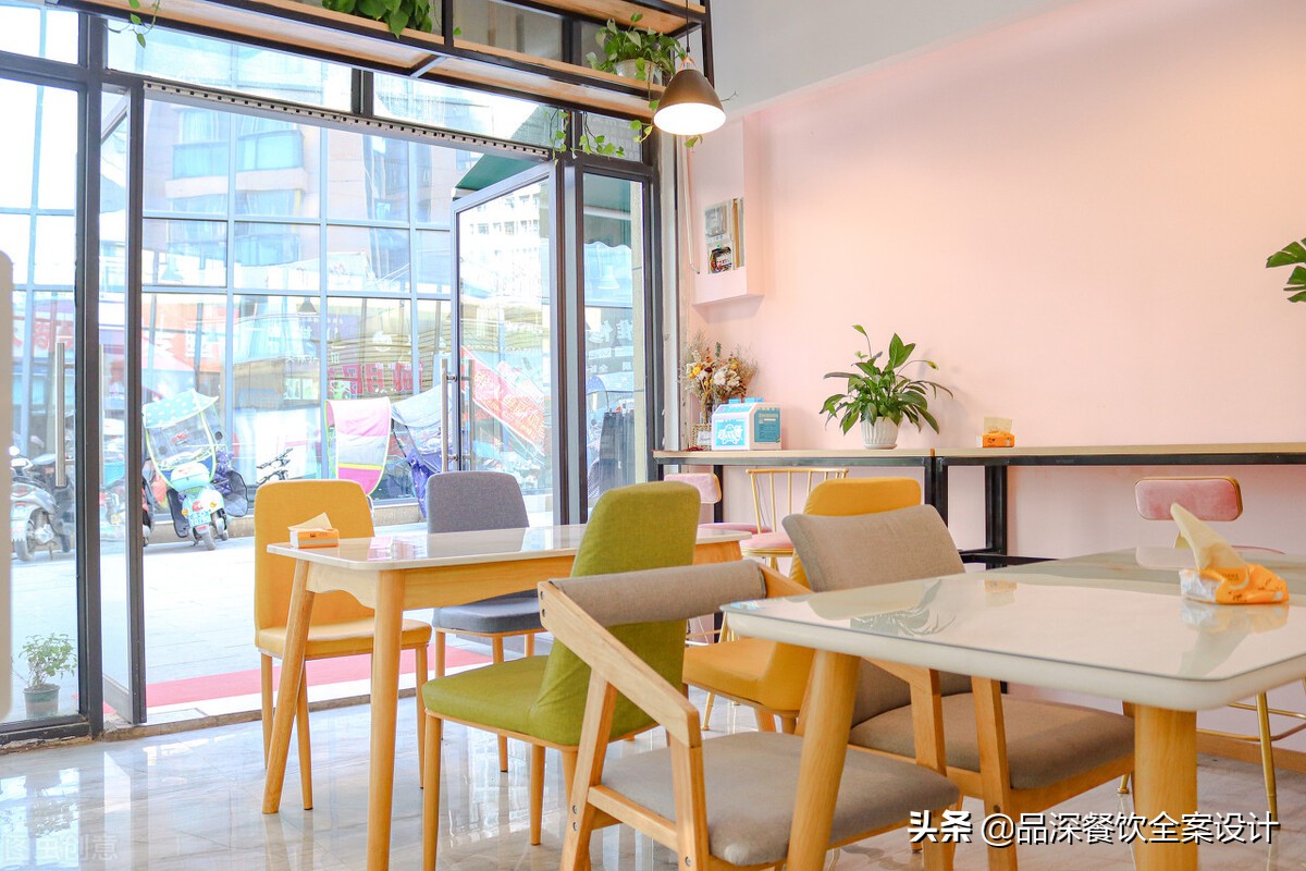 小生意赚大钱，品深告诉你怎么全案设计开一家持续赚钱的甜品店？