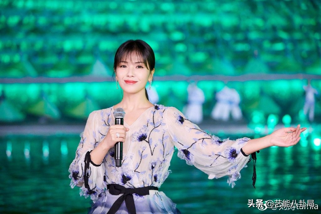 刘谦的魔壶春晚真的换壶了吗,央视春晚魔壶刘谦